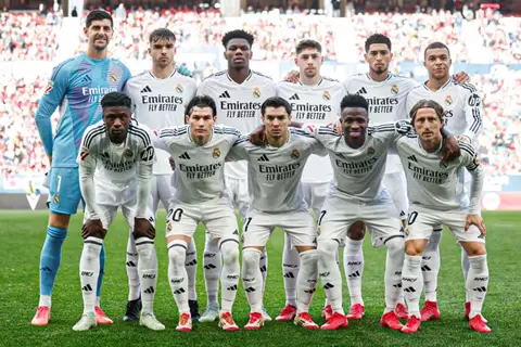 استمرار غياب كورتوا.. قائمة ريال مدريد لمباراة سوسيداد